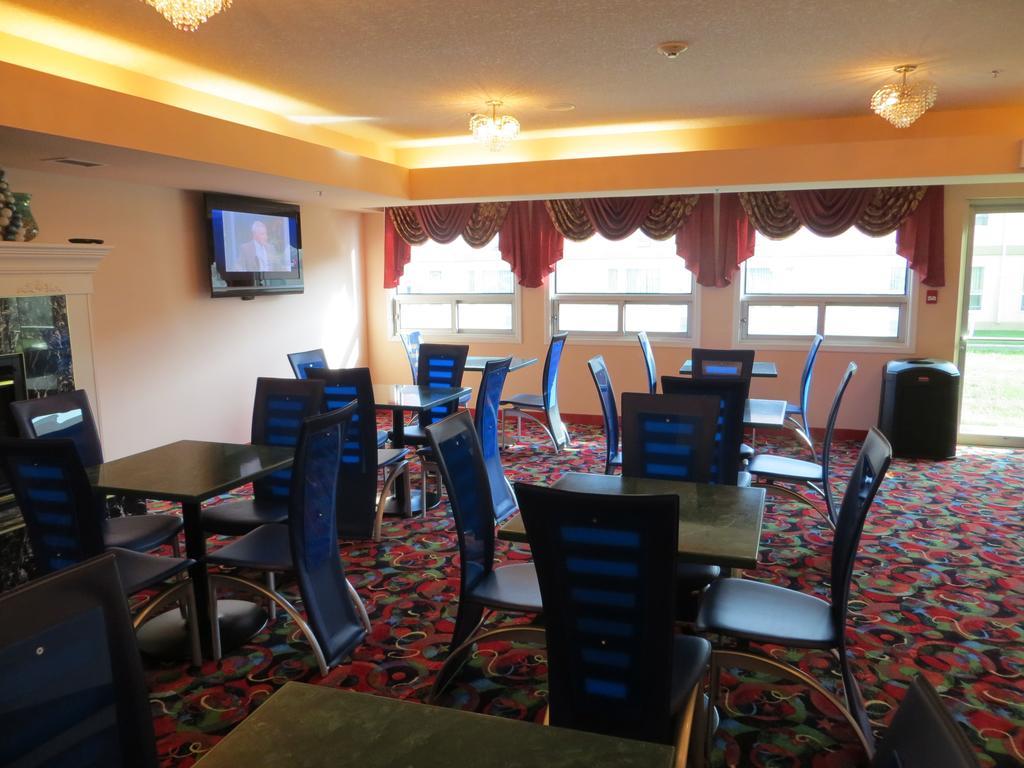 Crystal Star Inn Edmonton Airport With Free Shuttle To And From Airport เลอดูค ภายนอก รูปภาพ