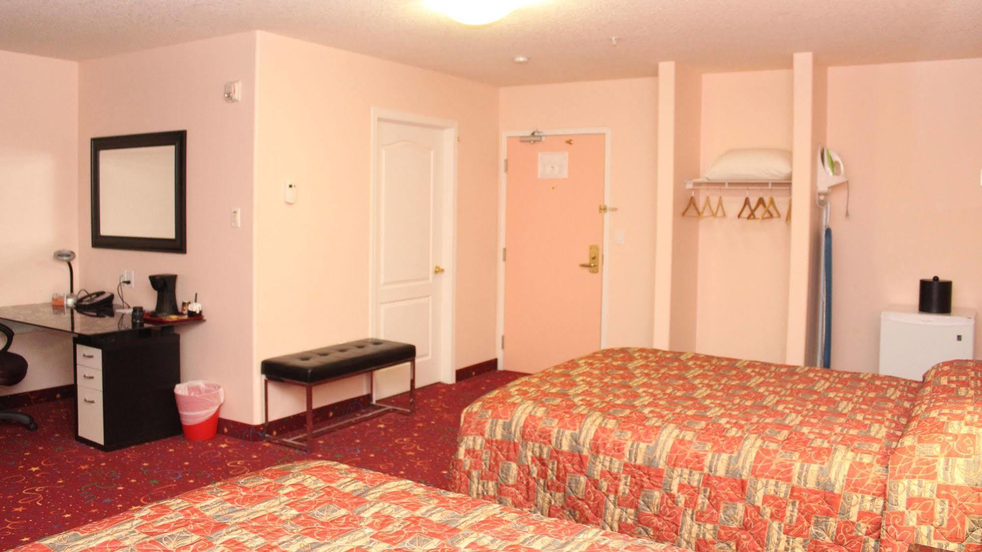Crystal Star Inn Edmonton Airport With Free Shuttle To And From Airport เลอดูค ภายนอก รูปภาพ