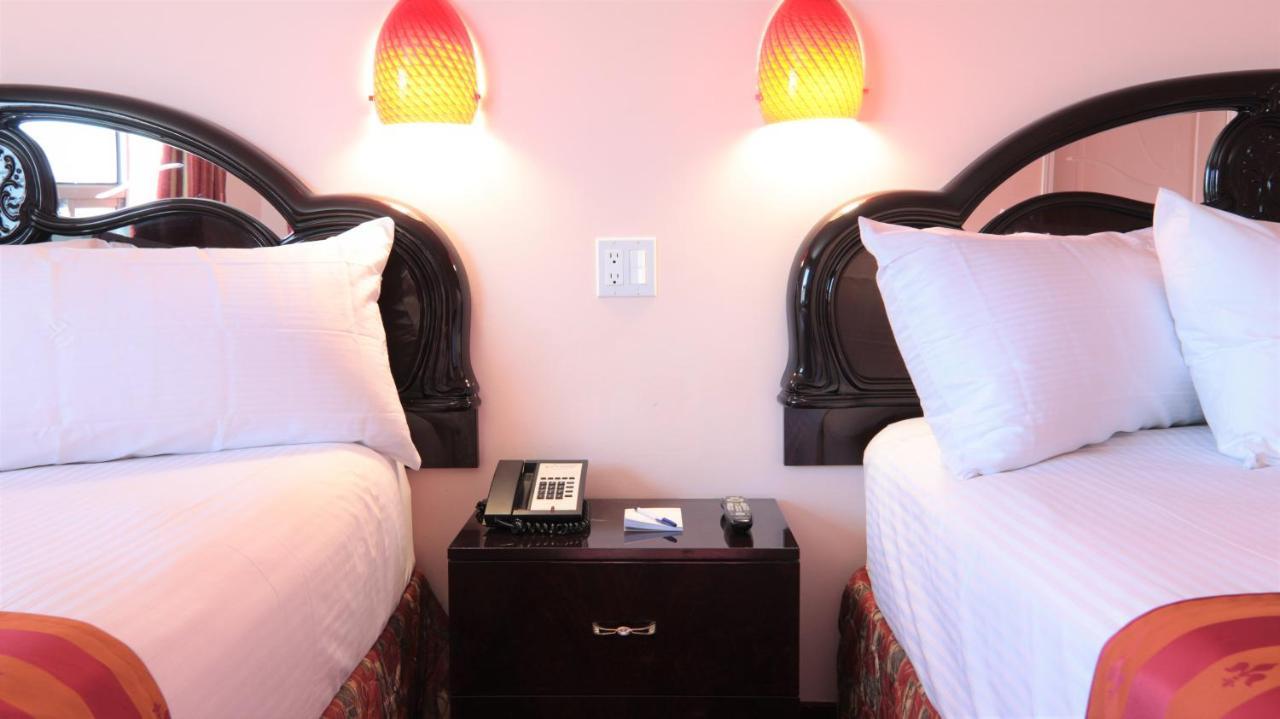 Crystal Star Inn Edmonton Airport With Free Shuttle To And From Airport เลอดูค ภายนอก รูปภาพ